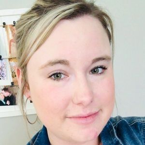 Meet your Posher, Kylee